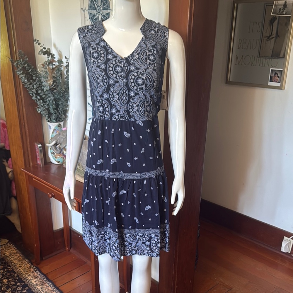 NWT Style&Co size small Elegant Blue  and White Patterned Dress